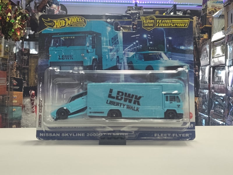 Nissan Skyline 2000 T-R LBWK