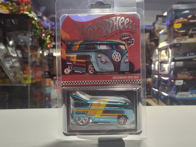 Red Line Volkswagen Drag Bus
