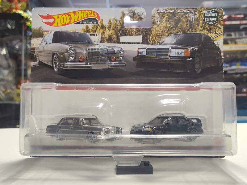 '72 Mercedes-Benz 280 Sel 4.5 & Mercedes-Benz 190E 2.5-16