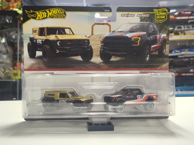 Ford Bronco R & '17 Ford F-150 Raptor 