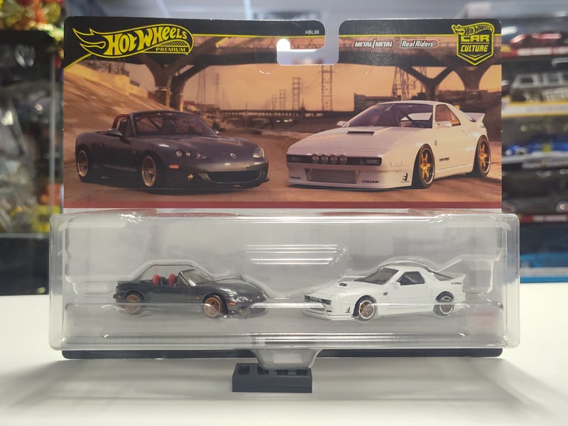 '04 Mazda Mazdaspeed Miata & Mazda RX7 FC Pandem