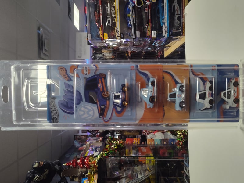 Tooned Gulf Volkswagen Set - WITH CASE